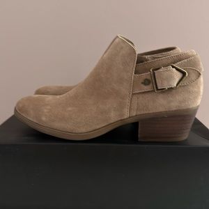 Never Worn Michael Shannon light tan suede booties